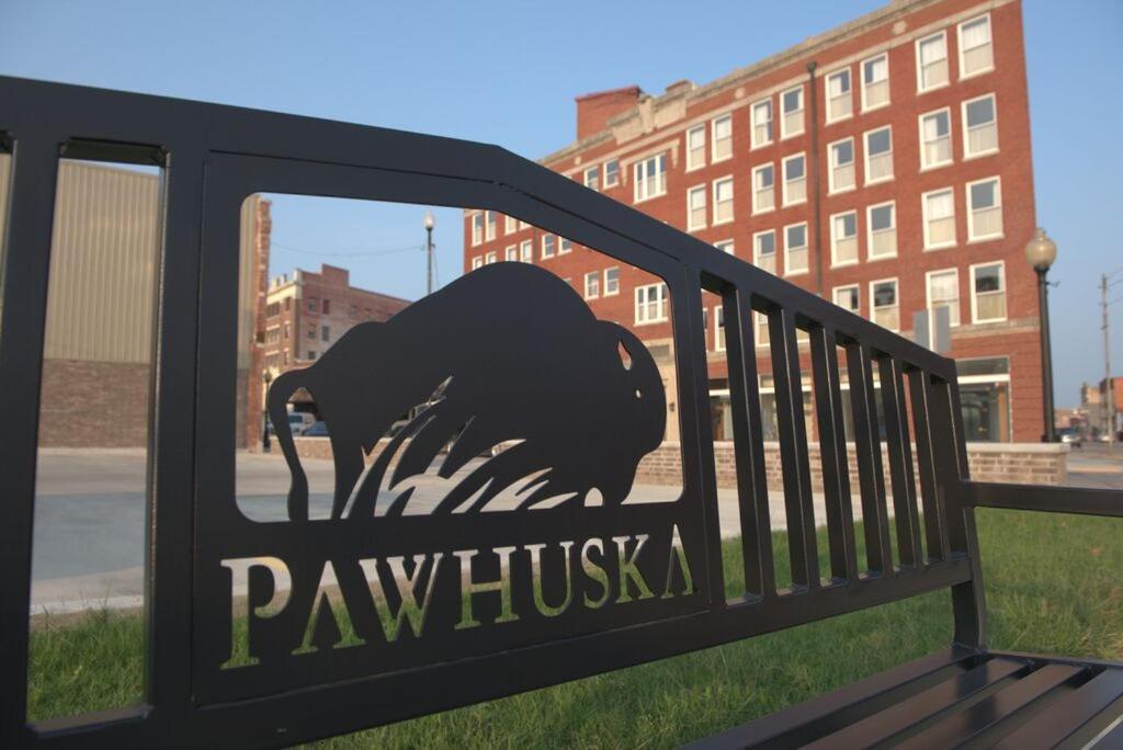 Frontier Hotel Pawhuska Buitenkant foto